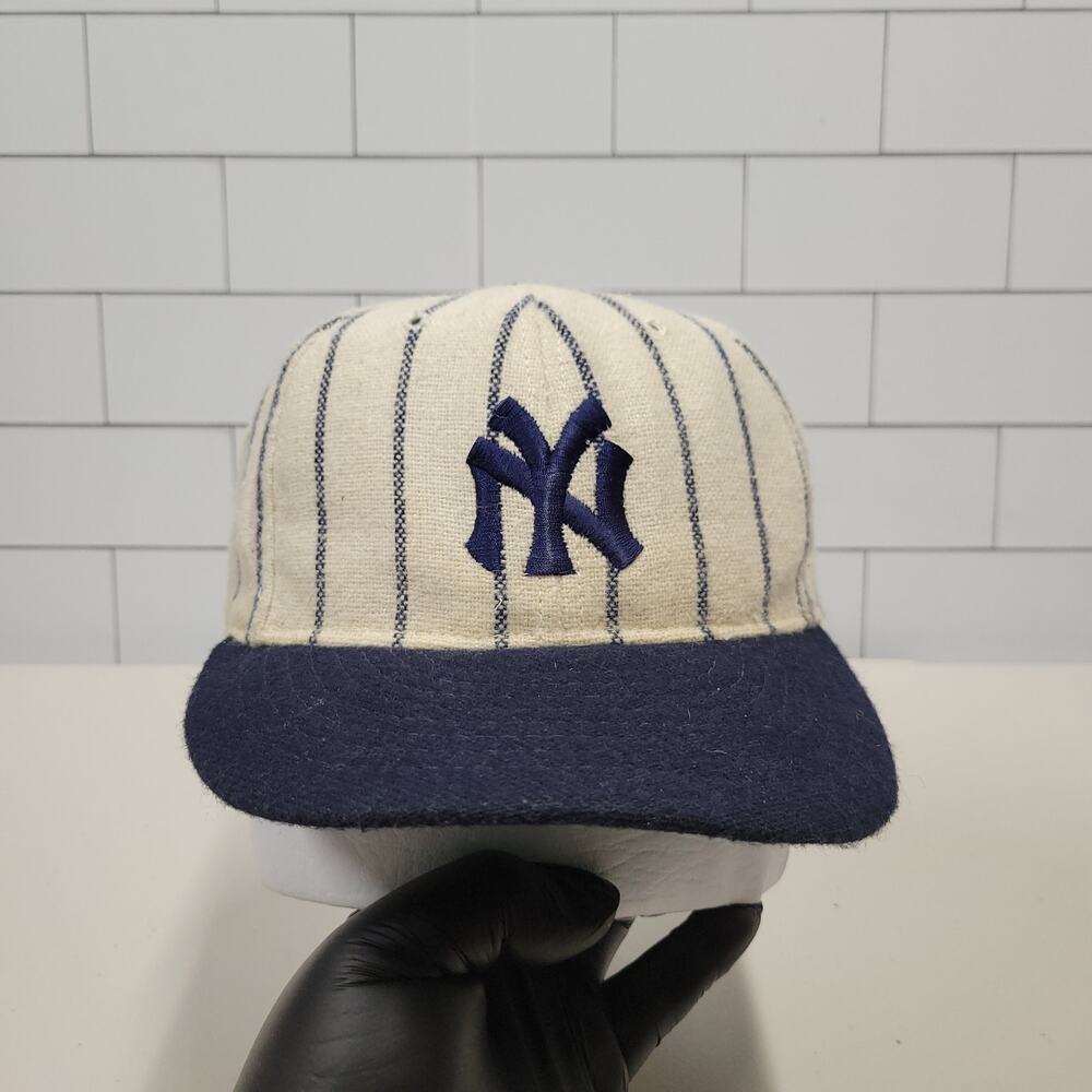 Vintage NY Yankees American Needle Wool Fitted Hat 7 3/8 Pinstripe MLB USA